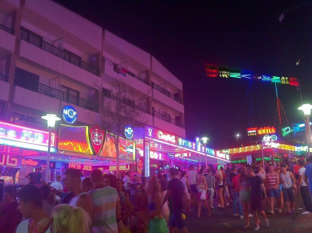 Coconut Apartments - Adults Only Magaluf  Dış mekan fotoğraf