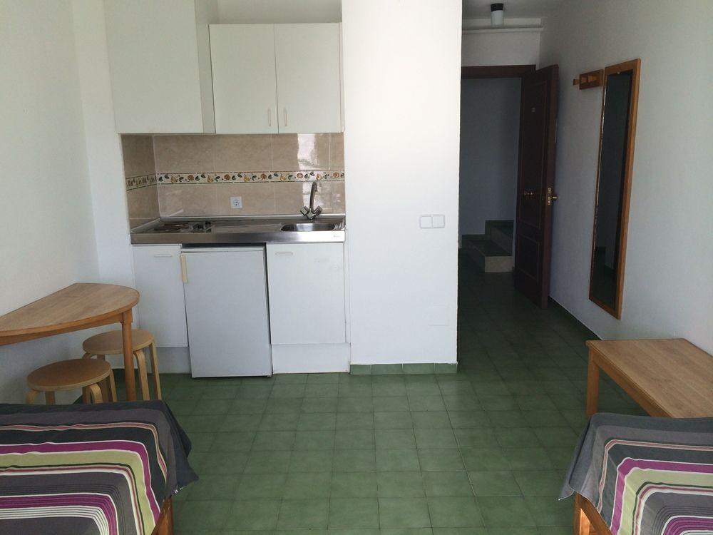 Coconut Apartments - Adults Only Magaluf  Dış mekan fotoğraf